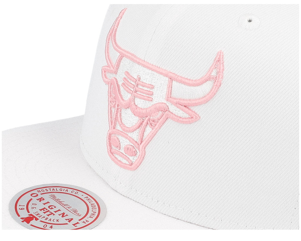MENS MITCHELL & NESS NBA SUMMER SUEDE SNAPBACK BULLS - WHITE