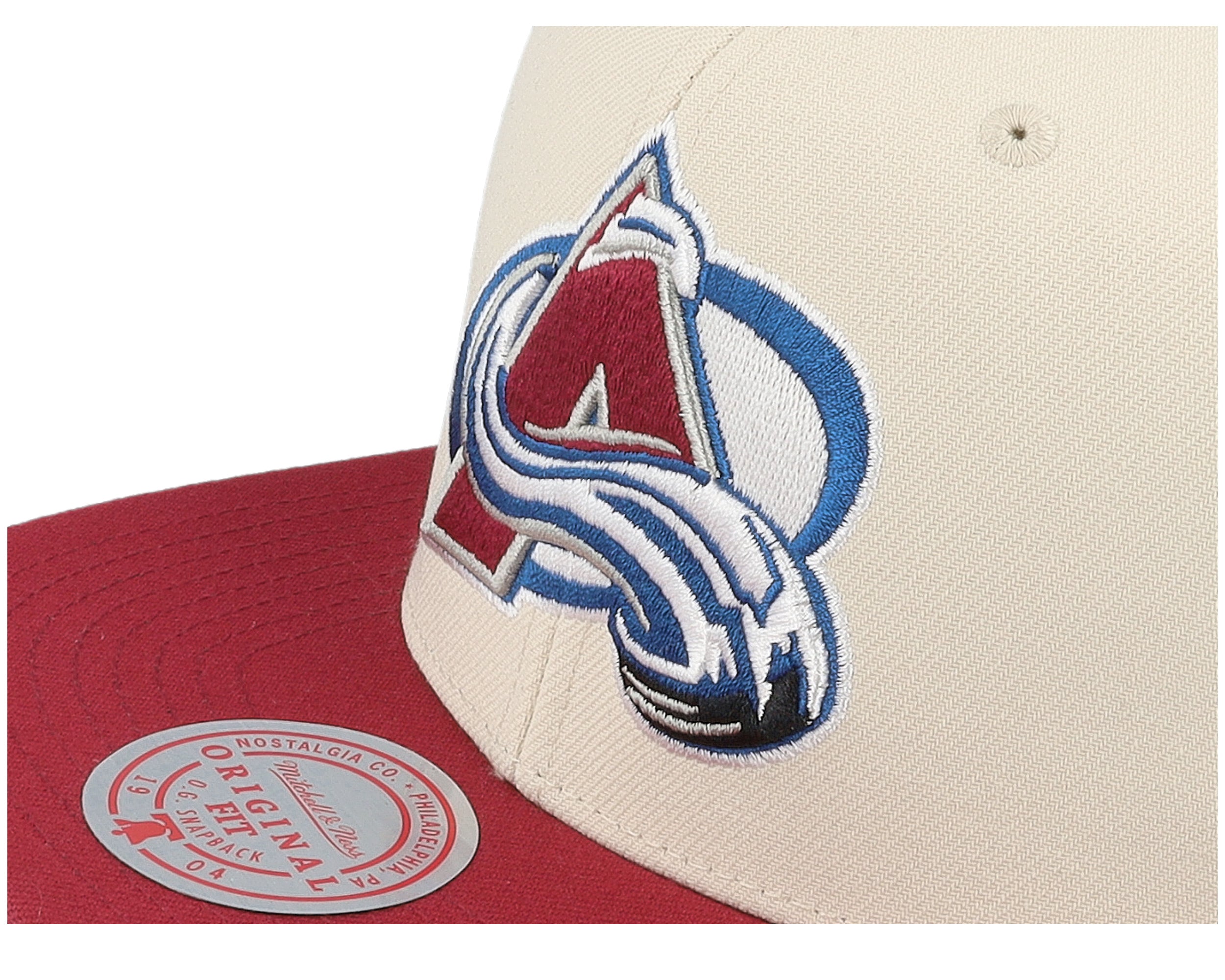 Mens Mitchell & Ness NHL VINTAGE OFF-WHITE SNAPBACK AVALANCHE