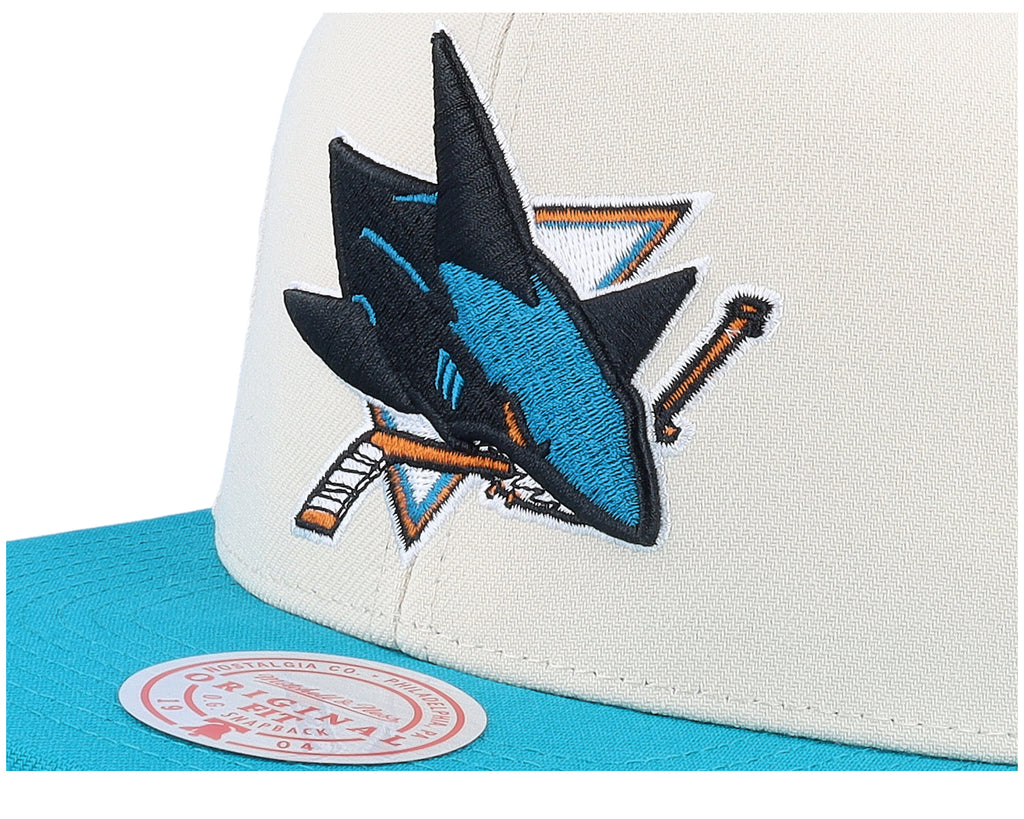 Mens Mitchell & Ness NHL VINTAGE OFF-WHITE SNAPBACK SHARKS