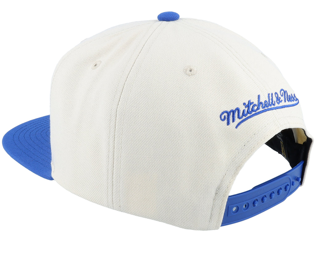 Mens Mitchell & Ness NHL VINTAGE OFF-WHITE SNAPBACK CAPITALS