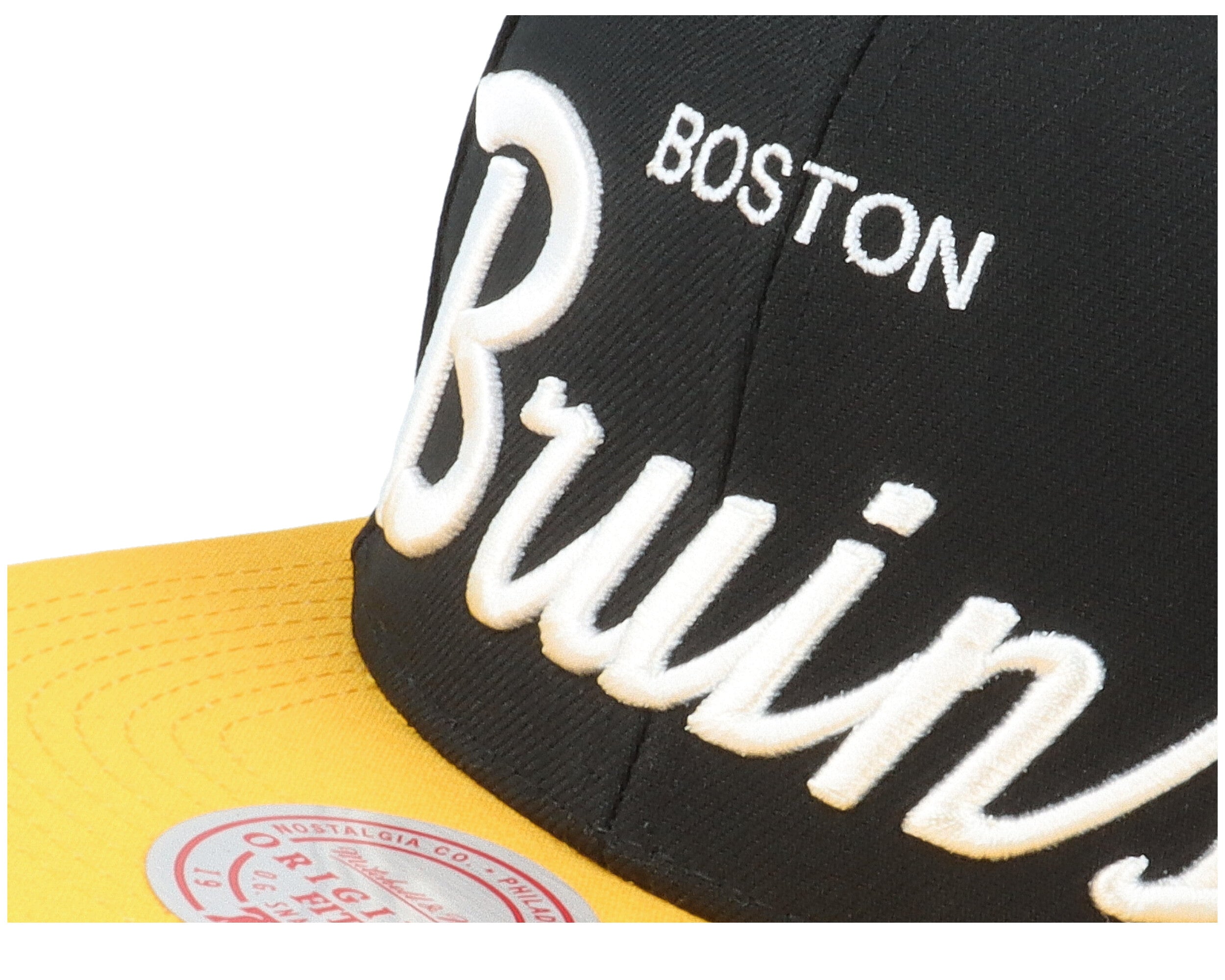 Mens Mitchell & Ness NHL VINTAGE SCRIPT SNAPBACK BRUINS