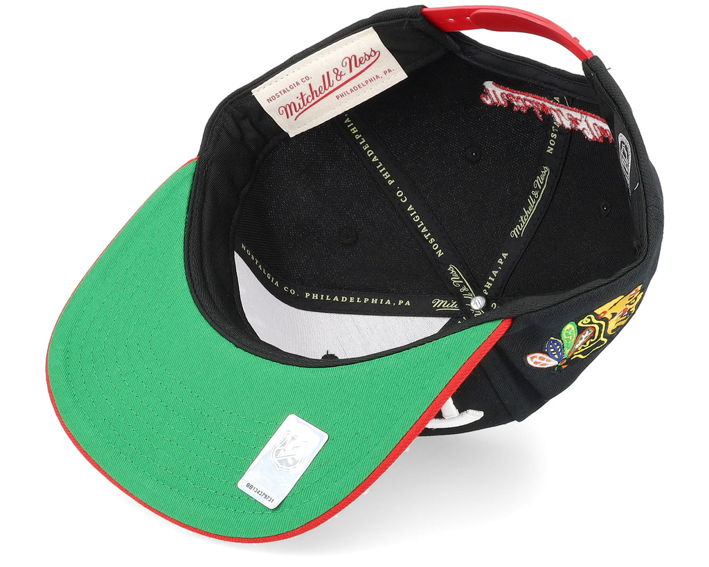 Mens Mitchell & Ness NHL VINTAGE SCRIPT SNAPBACK BLACKHAWKS
