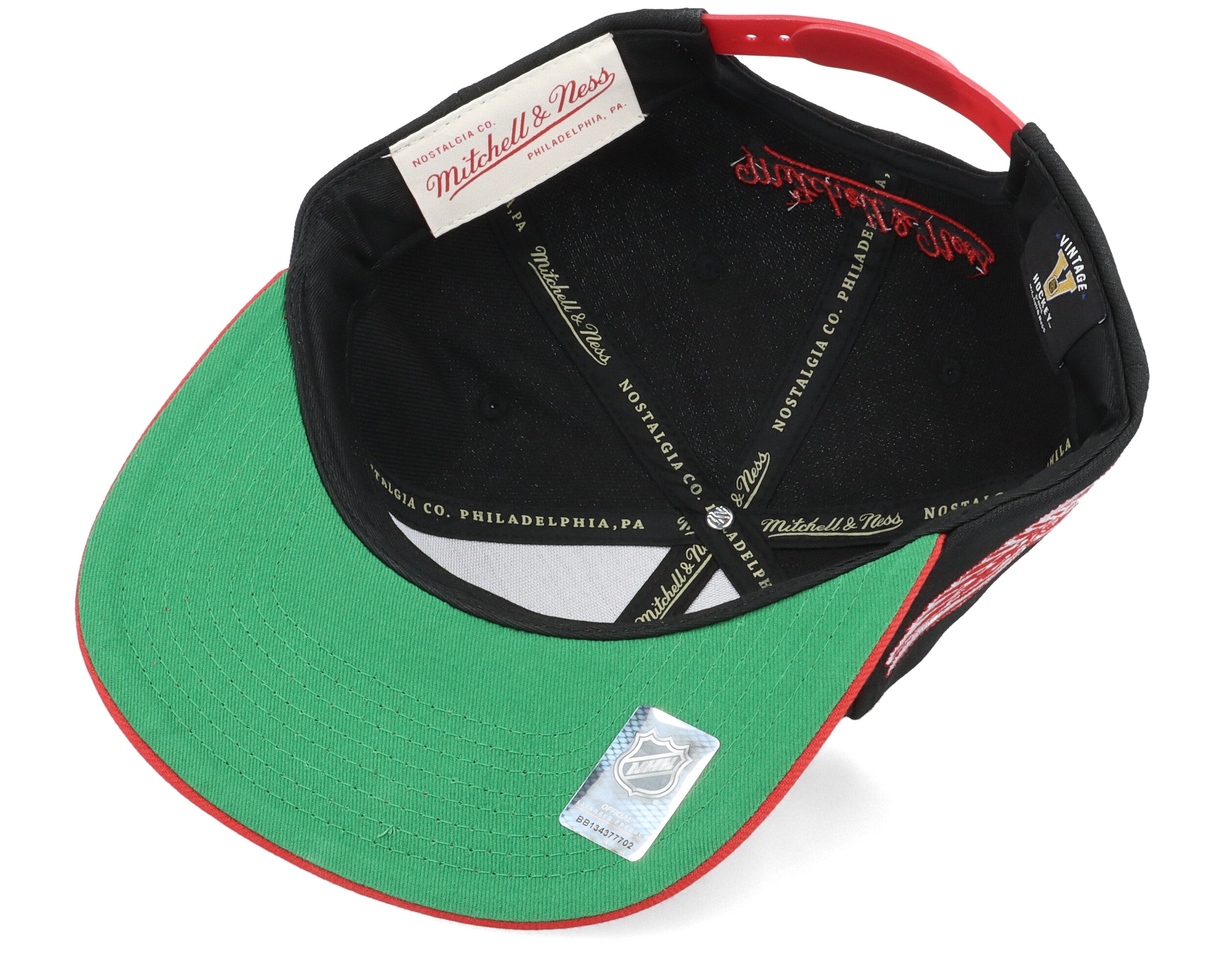 Mens Mitchell & Ness NHL VINTAGE SCRIPT SNAPBACK RED WINGS