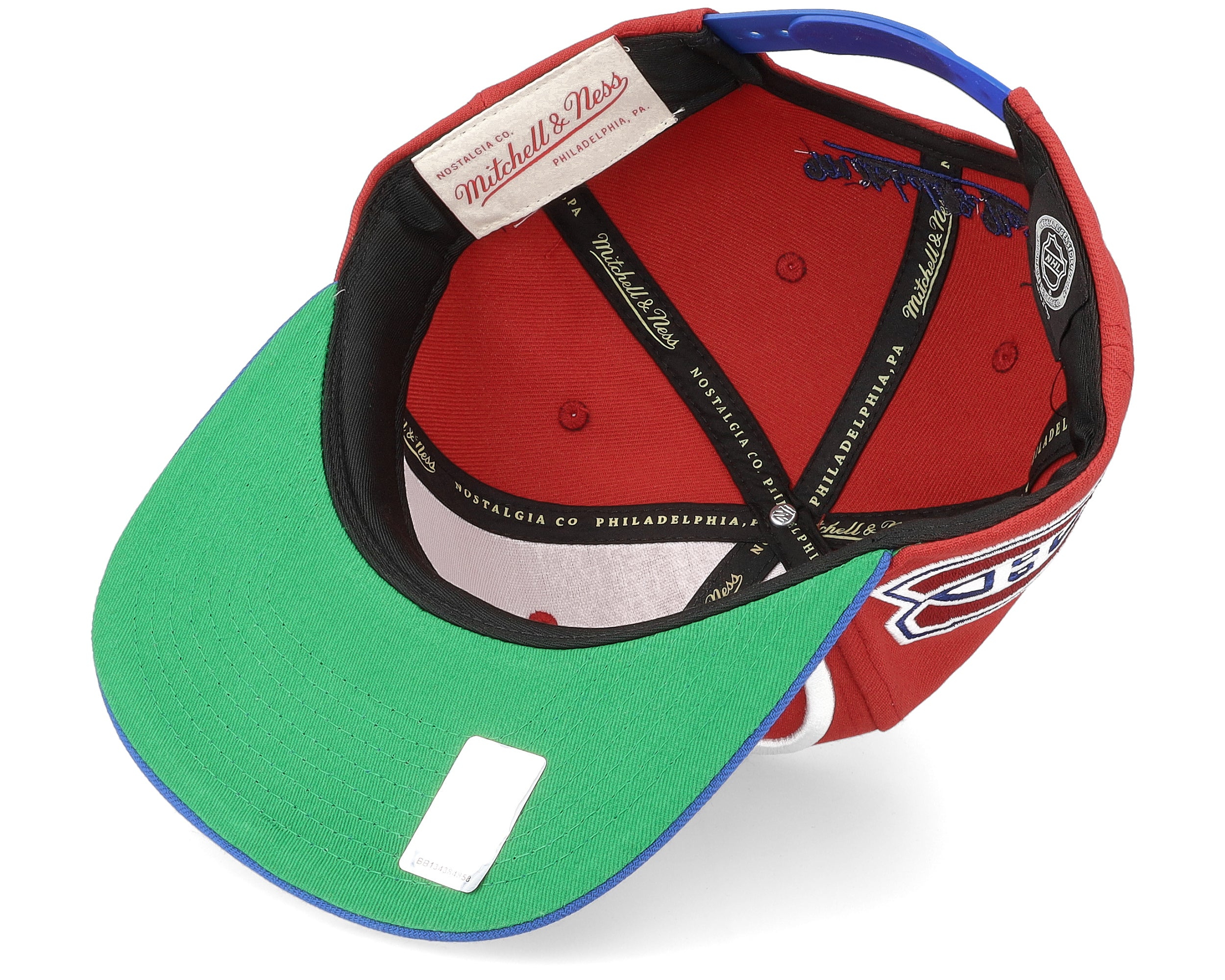 Mens Mitchell & Ness NHL VINTAGE SCRIPT SNAPBACK CANADIENS