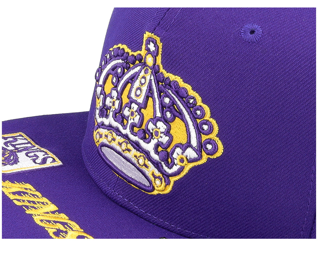 Mens Mitchell & Ness NHL VINTAGE HAT TRICK SNAPBACK KINGS