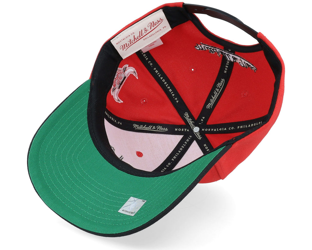MENS MITCHELL & NESS NBA TEAM SCRIPT 2.0 PRO SNAPBACK HWC BULLS