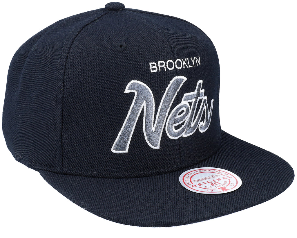 MENS MITCHELL & NESS NBA TEAM SCRIPT 2.0 SNAPBACK NETS