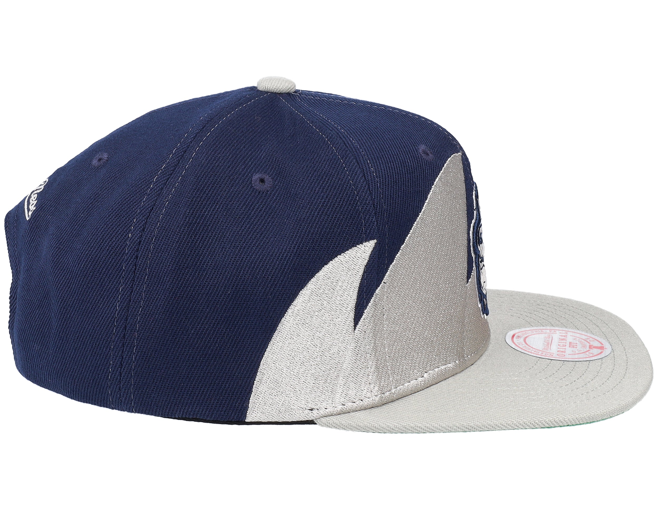 Mens Mitchell & Ness NCAA SHARKTOOTH SNAPBACK GEORGETOWN