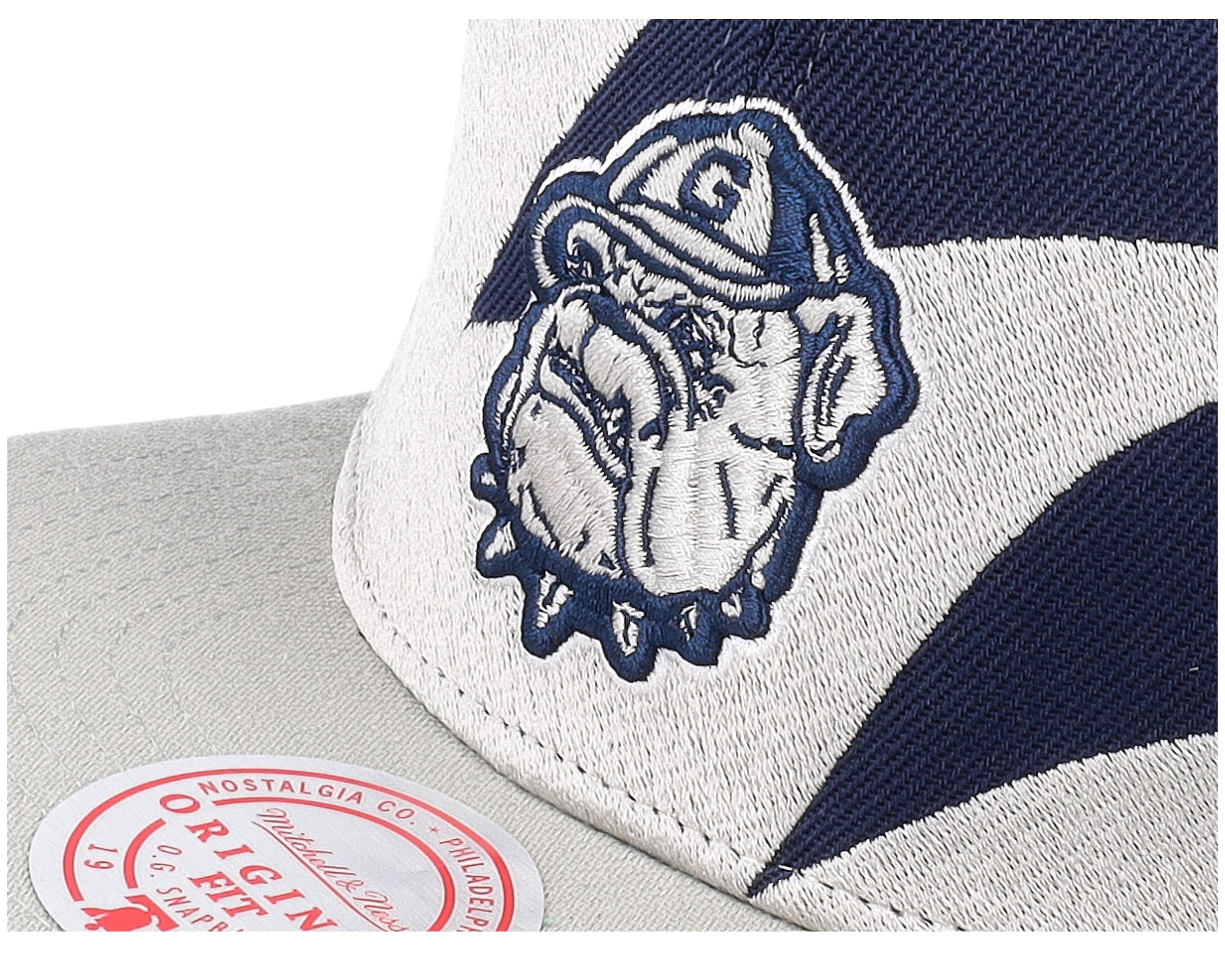 Mens Mitchell & Ness NCAA SHARKTOOTH SNAPBACK GEORGETOWN