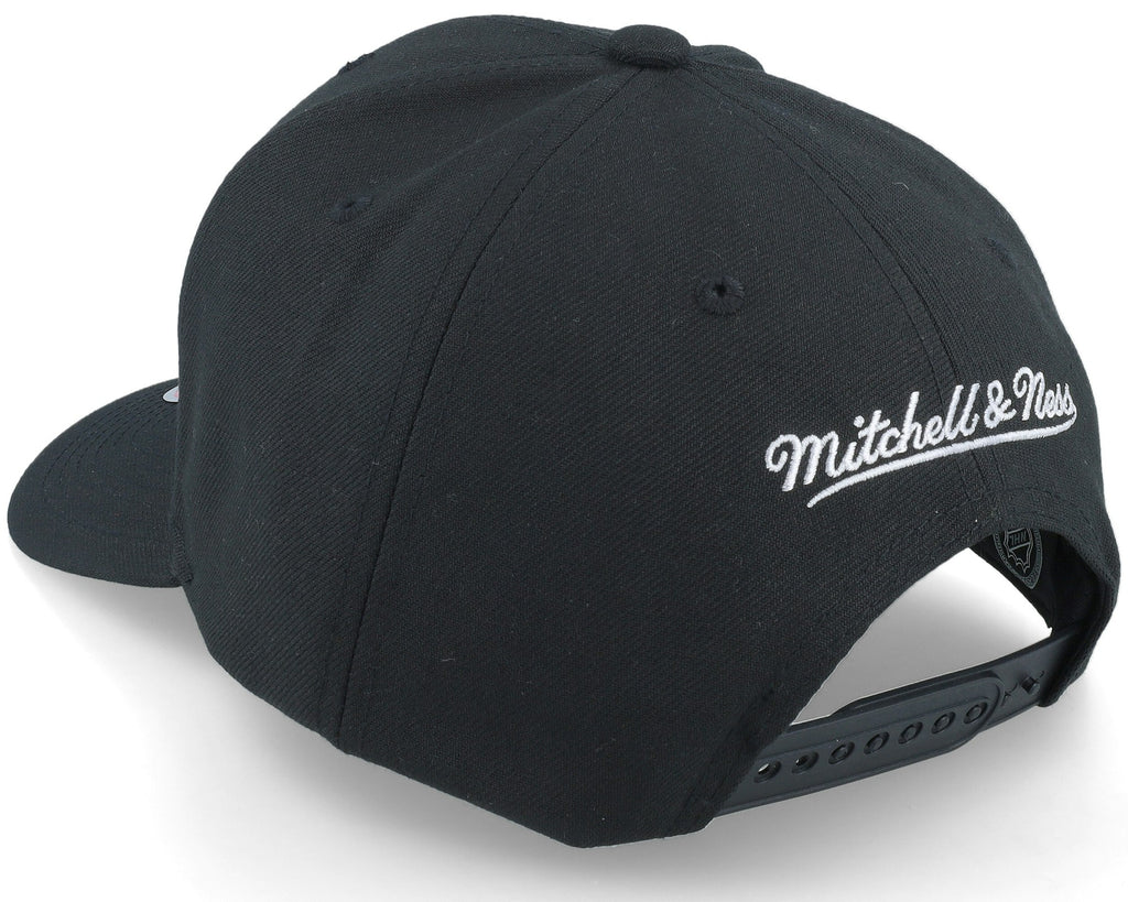 MENS MITCHELL & NESS NHL TEAM GROUND 2.0 PRO SNAPBACK SHARKS - BLACK