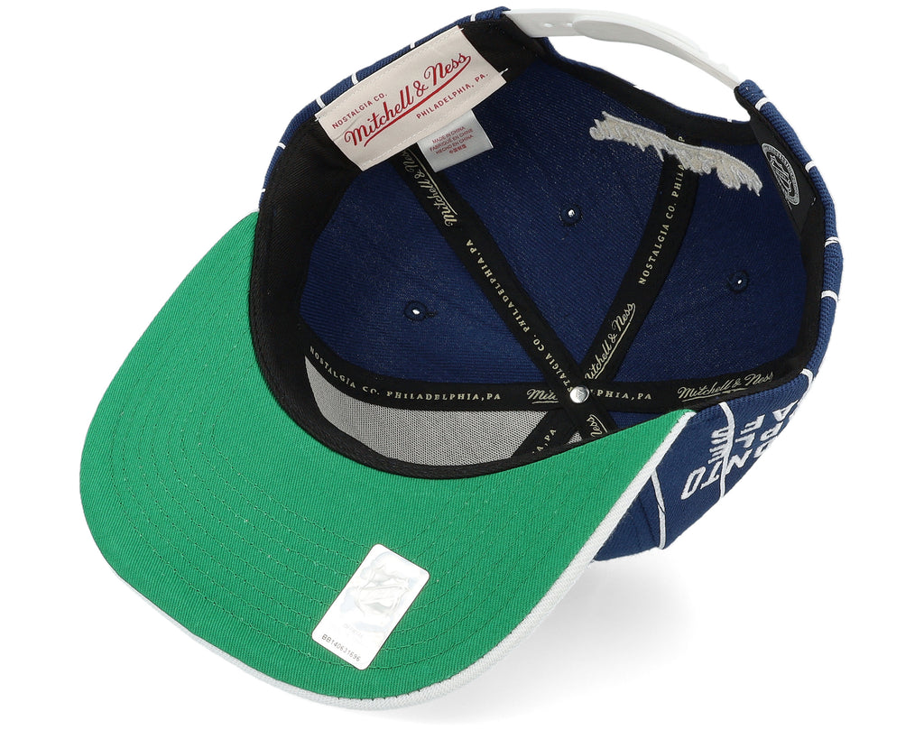 Mens Mitchell & Ness NHL TEAM PIN SNAPBACK MAPLE LEAFS