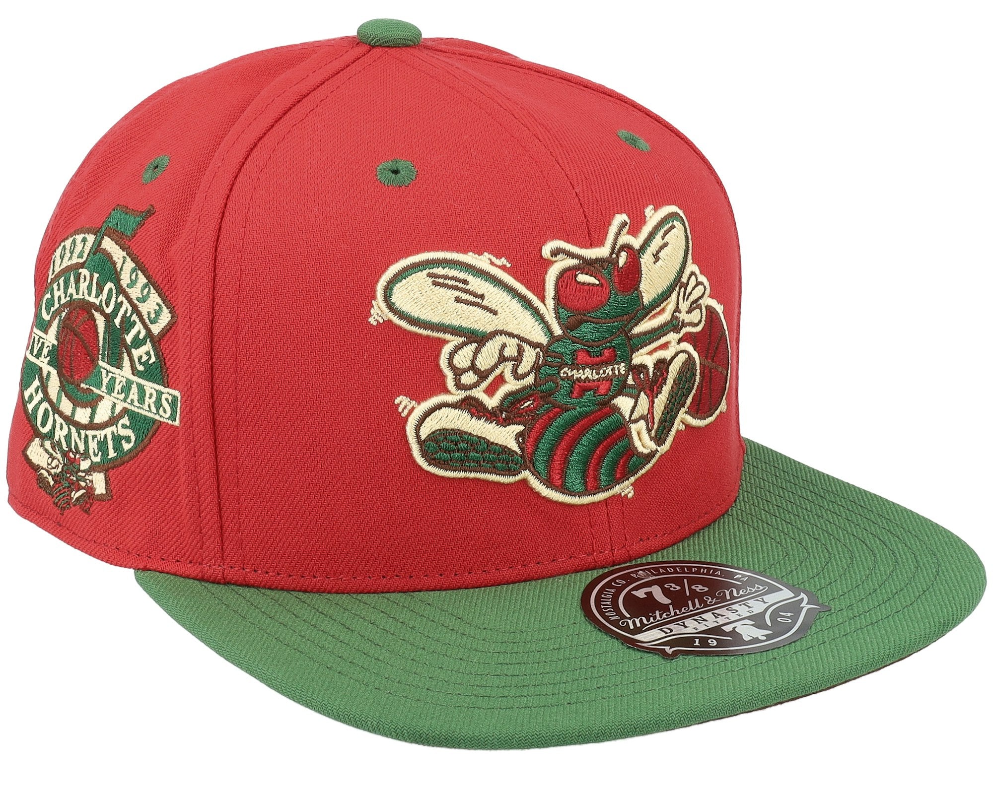 MENS MITCHELL & NESS NBA NIGHTMARE FITTED HWC HORNETS - RED