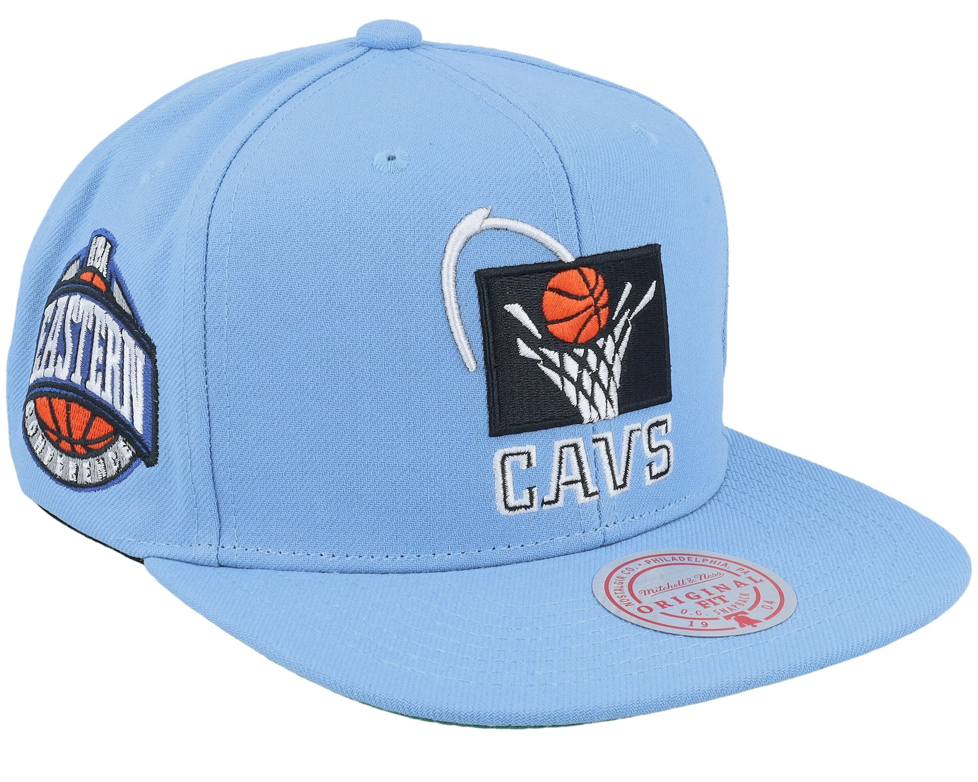 MENS MITCHELL & NESS NBA CONFERENCE PATCH SNAPBACK HWC CAVALIERS - LIGHT BLUE