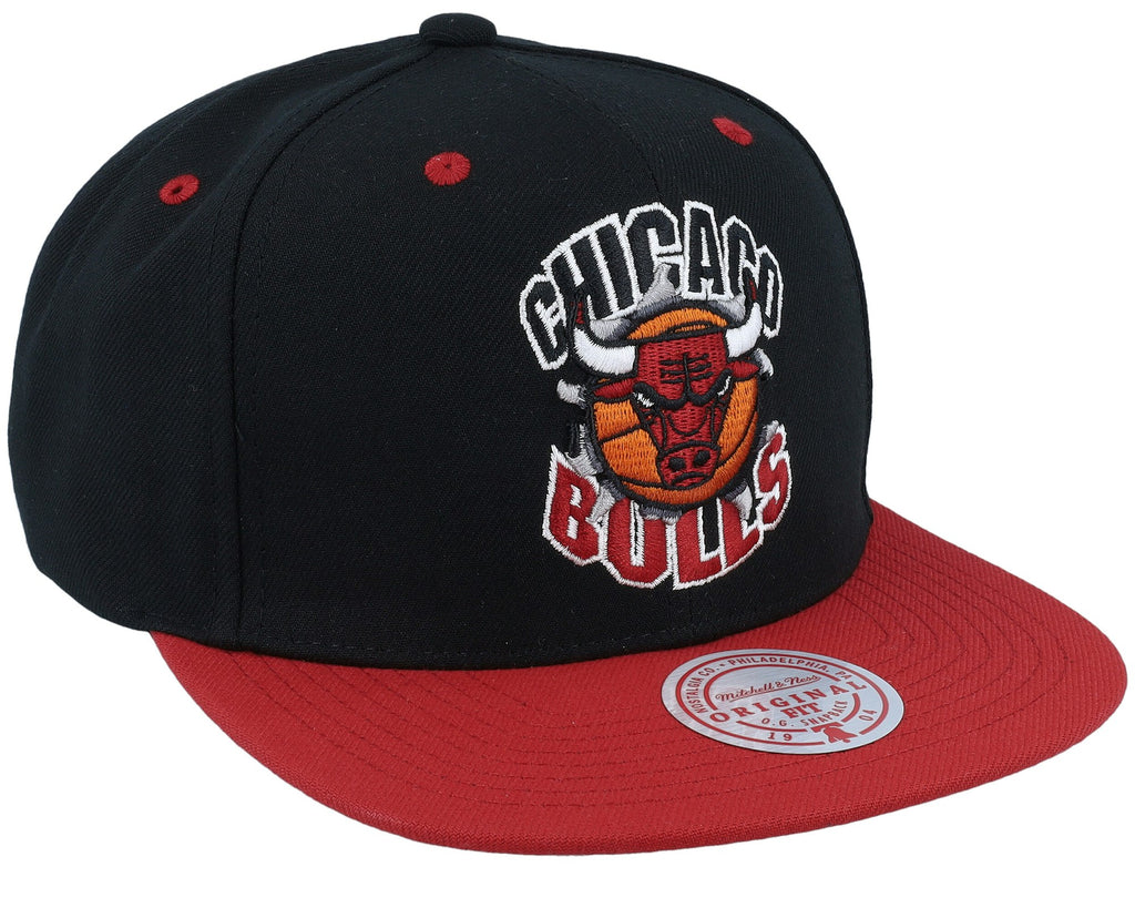 MENS MITCHELL & NESS NBA BREAKTHROUGH SNAPBACK BULLS - BLACK