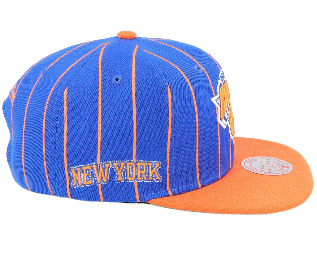 MENS MITCHELL & NESS NBA TEAM PIN SNAPBACK KNICKS - BLUE