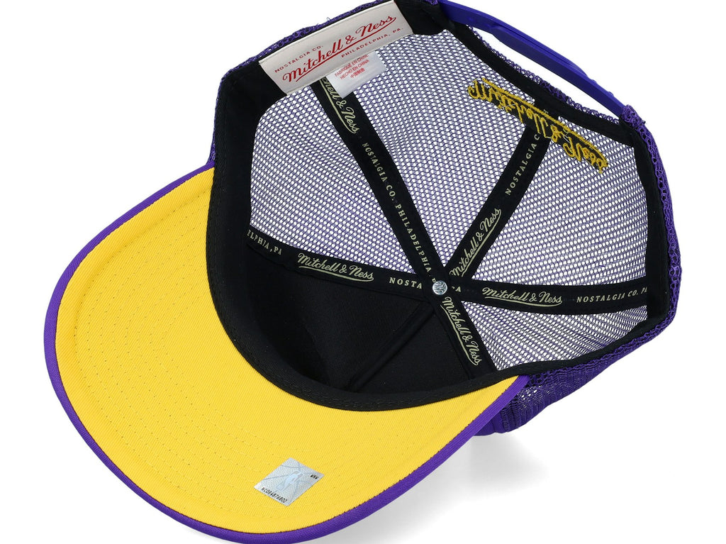 MENS MITCHELL & NESS NBA BILLBOARD TRUCKER SNAPBACK LAKERS - PURPLE