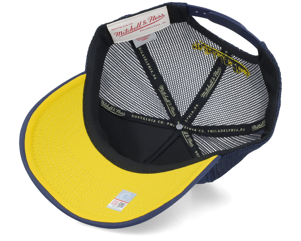 Mens Mitchell & Ness NCAA BILLBOARD TRUCKER SNAPBACK MICHIGAN