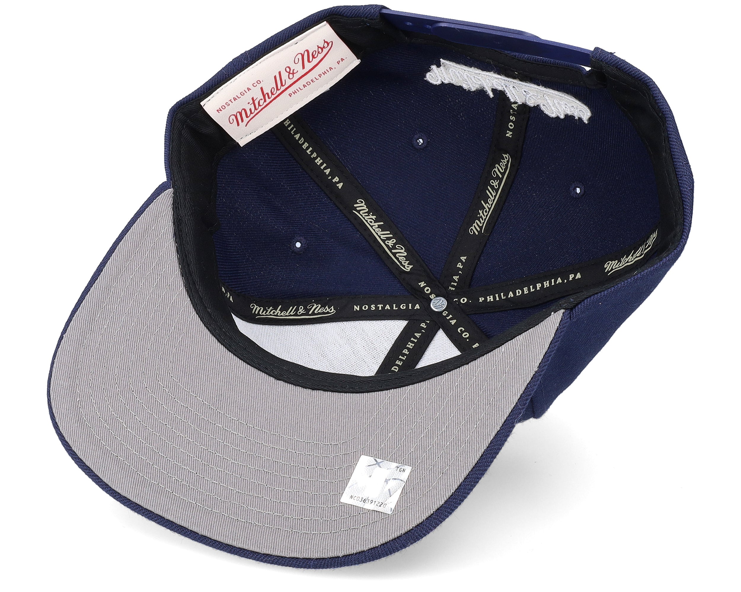 Mens Mitchell & Ness NBA TEAM GROUND 2.0 SNAPBACK GRIZZLIES