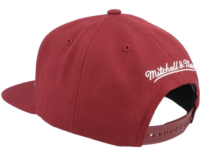 MENS MITCHELL & NESS NBA CORE BASIC SNAPBACK HEAT - MAROON