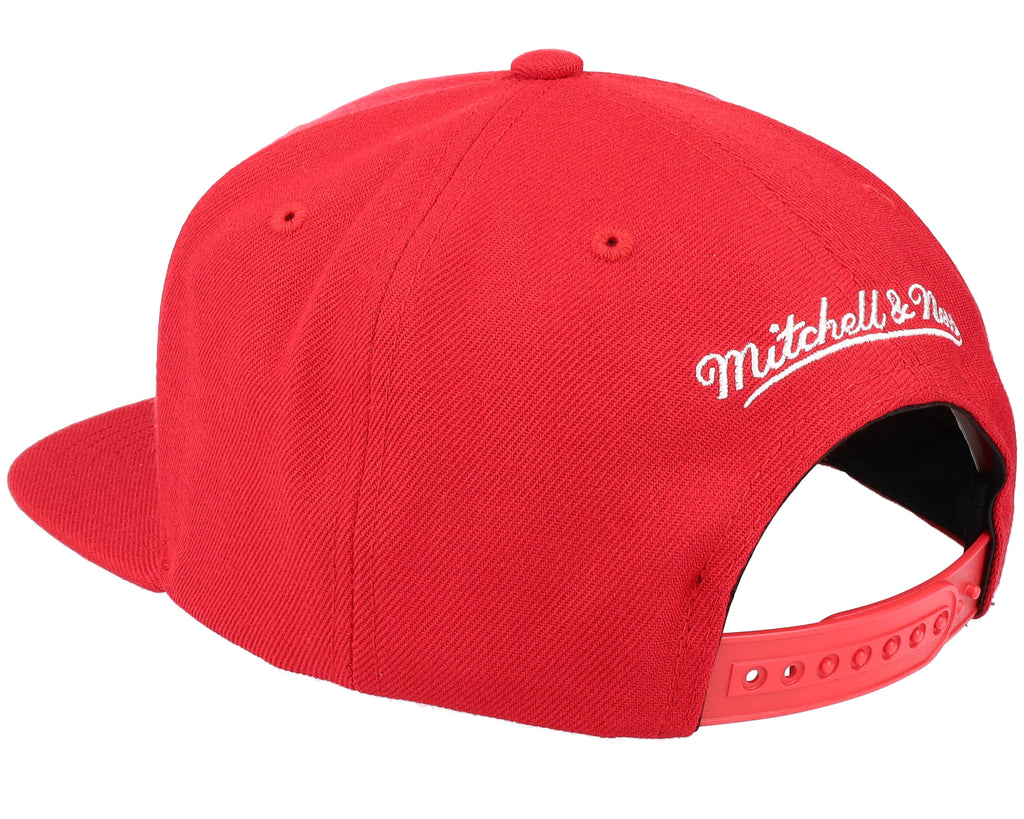 Mens Mitchell & Ness NBA TEAM GROUND 2.0 SNAPBACK HWC BULLS