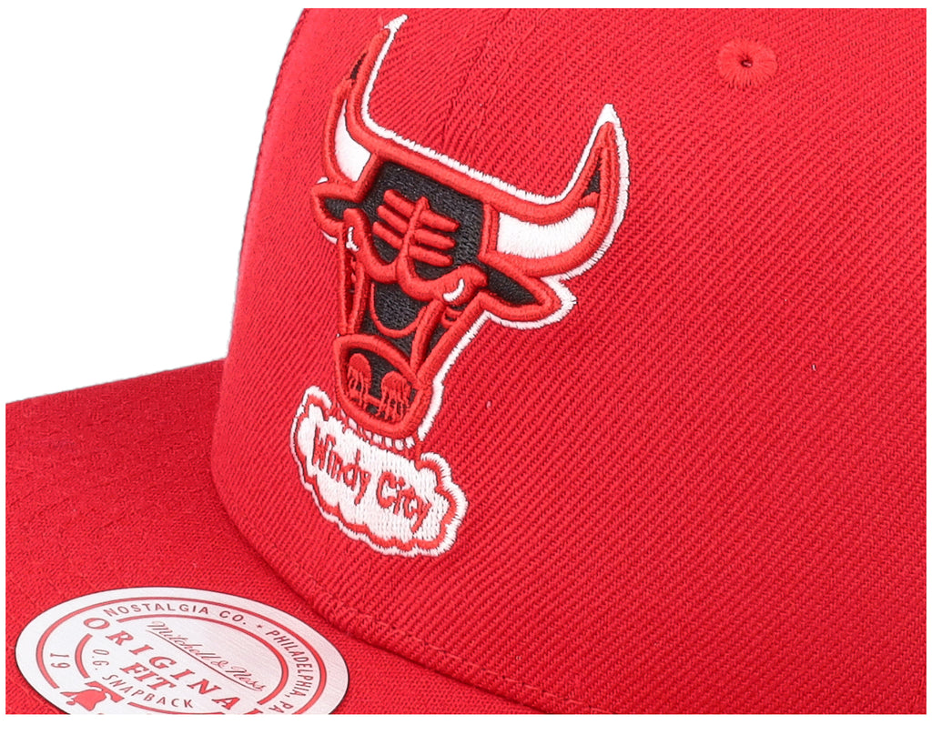 Mens Mitchell & Ness NBA TEAM GROUND 2.0 SNAPBACK HWC BULLS