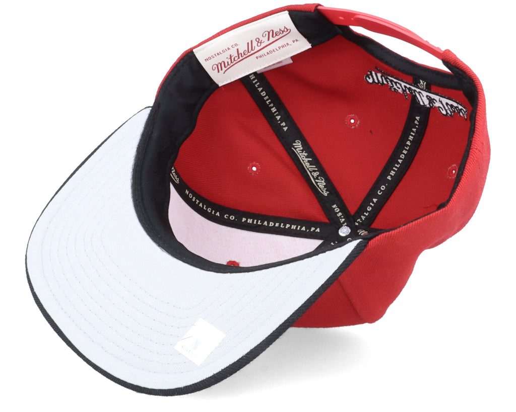 Mens Mitchell & Ness NBA TEAM 2 TONE 2.0 SNAPBACK NBA BULLS