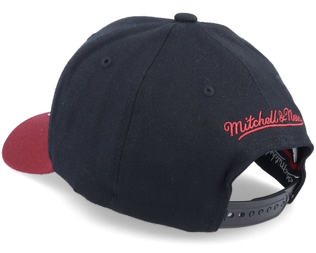 Mens Mitchell & Ness NBA TEAM 2 TONE 2.0 STRETCH SNAPBACK NBA HEAT