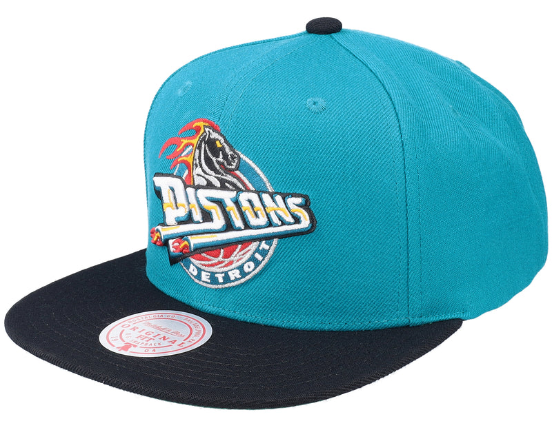 Mens Mitchell & Ness NBA TEAM 2 TONE 2.0 SNAPBACK HWC PISTONS