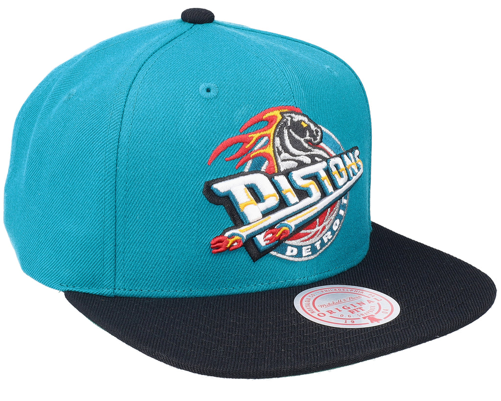 Mens Mitchell & Ness NBA TEAM 2 TONE 2.0 SNAPBACK HWC PISTONS