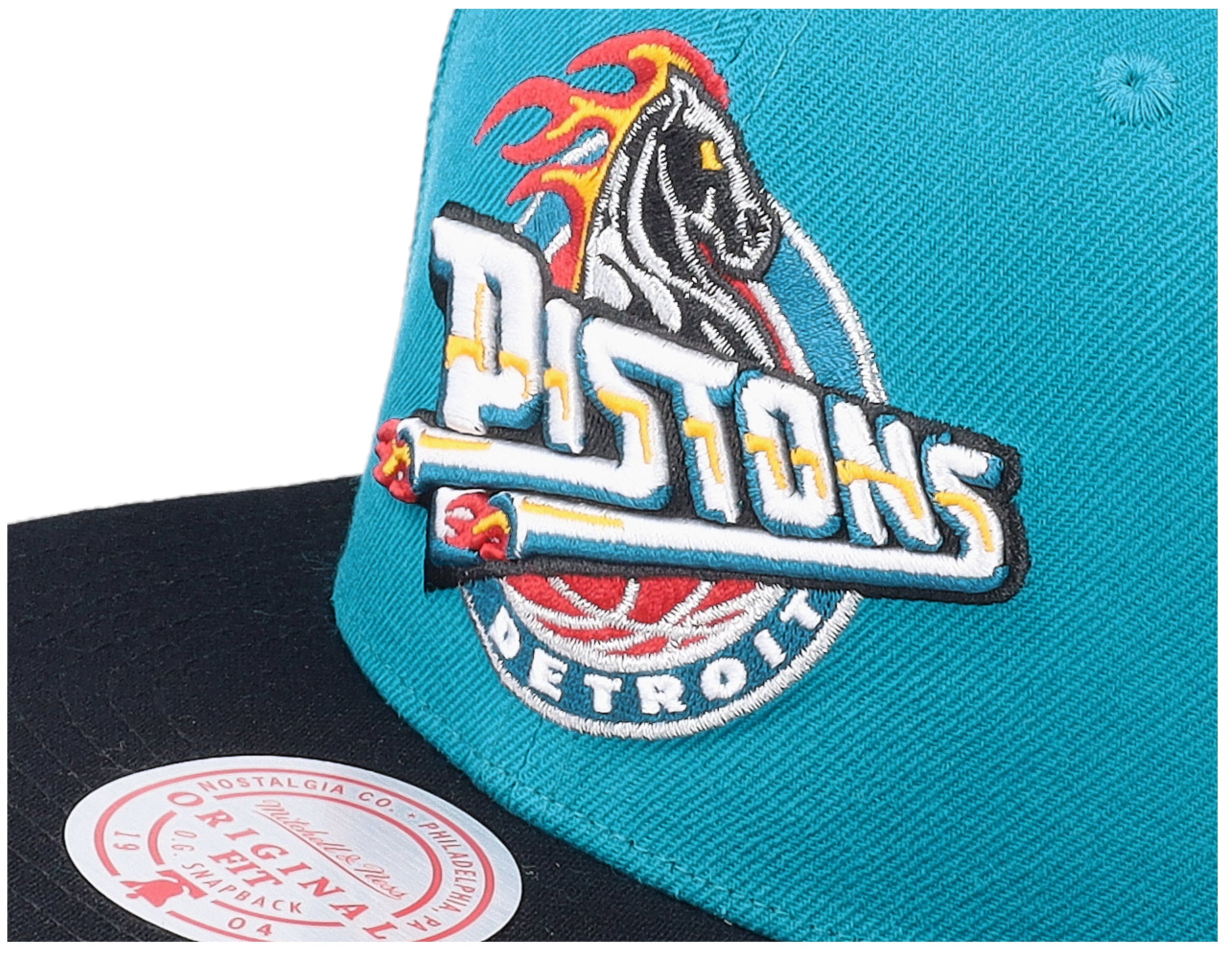 Mens Mitchell & Ness NBA TEAM 2 TONE 2.0 SNAPBACK HWC PISTONS