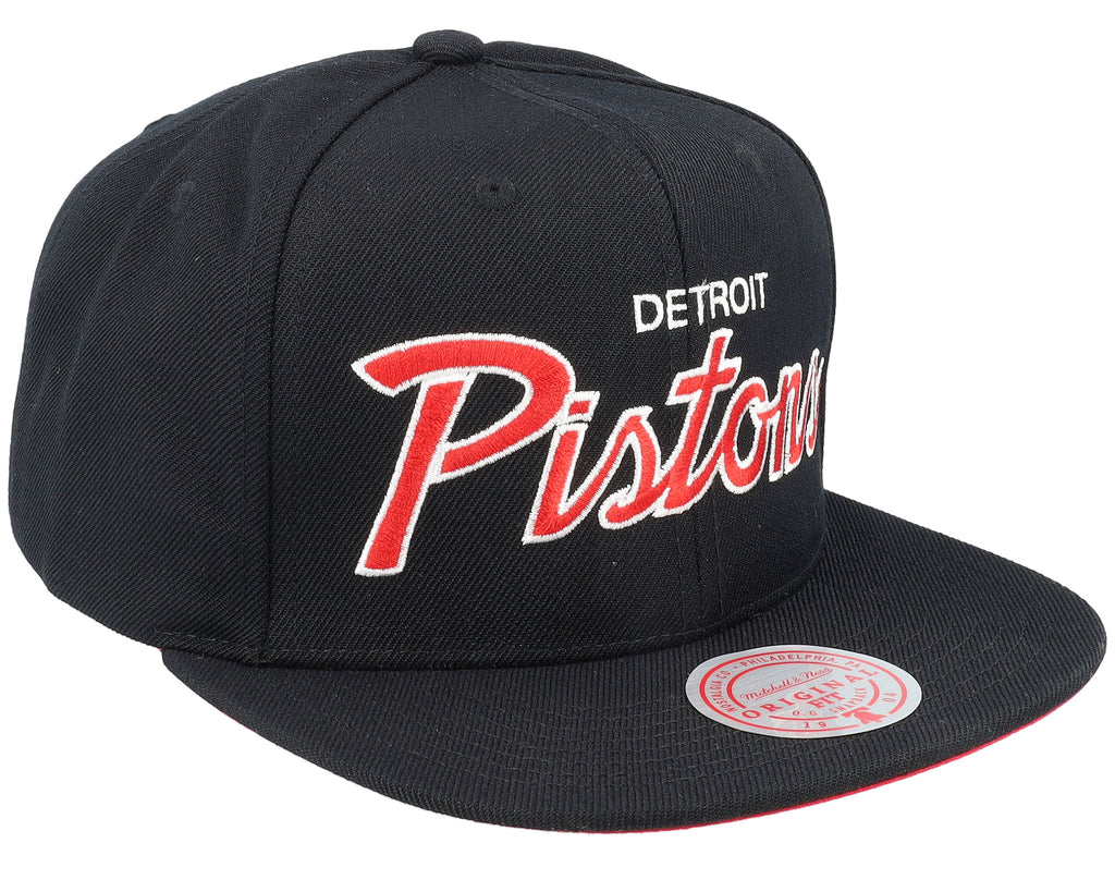 Mens Mitchell & Ness NBA TEAM SCRIPT 2.0 SNAPBACK PISTONS