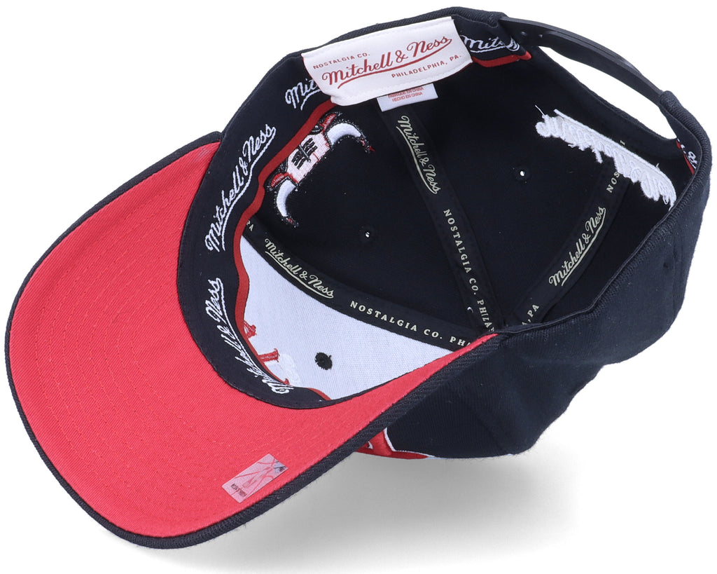 Mens Mitchell & Ness NBA TEAM SCRIPT 2.0 STRETCH SNAPBACK BULLS