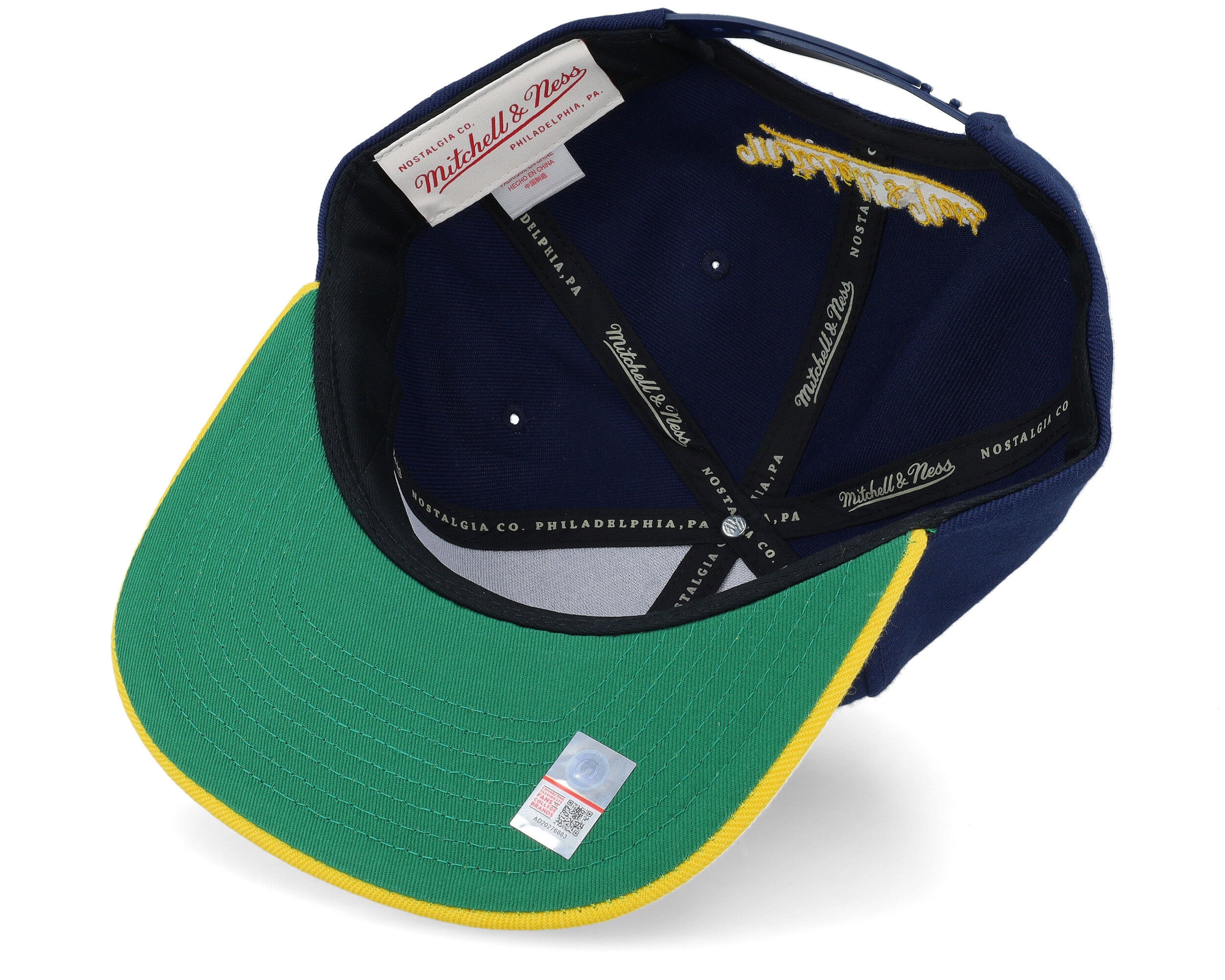 Mens Mitchell & Ness NCAA TEAM 2 TONE 2.0 SNAPBACK MICHIGAN