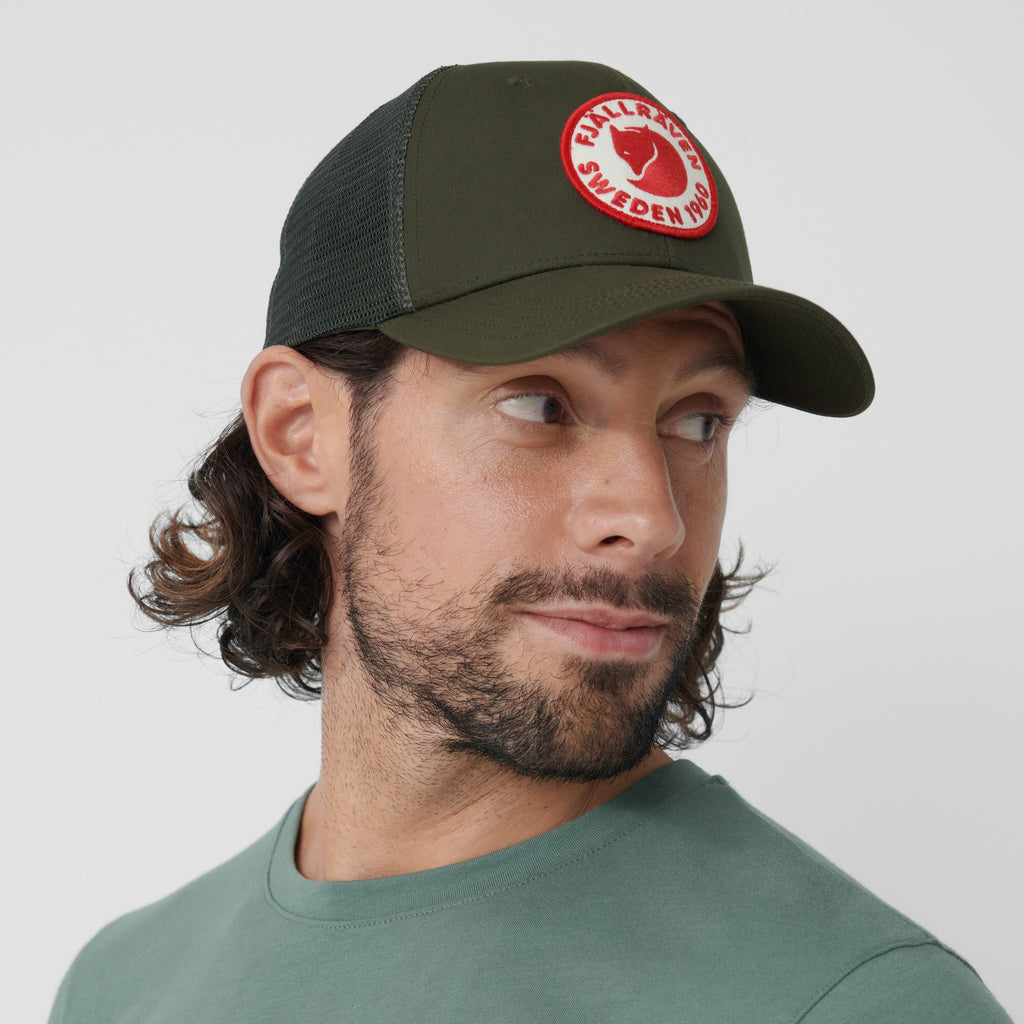 [78138-620] UNISEX FJALLRAVEN 1960 LOGO TRUCKER CAP