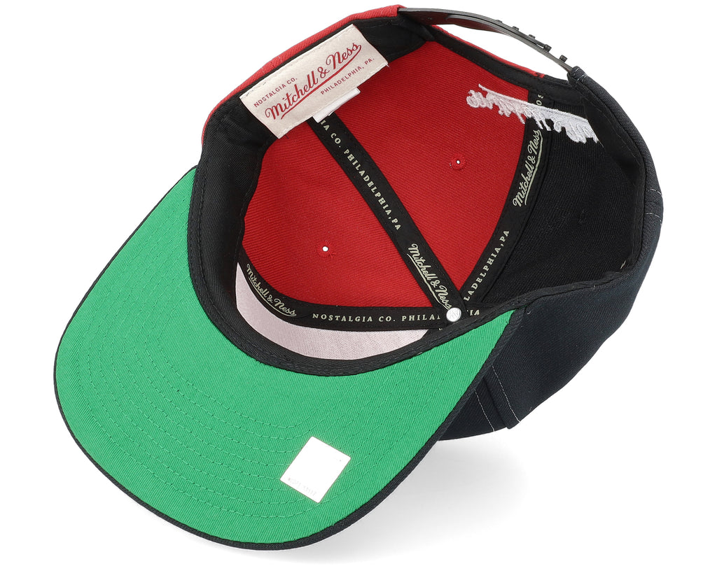 [HHSS4516-CBUYYPPPBLCK] MENS NBA CHICAGO BULLS SPLIT CROWN SNAPBACK