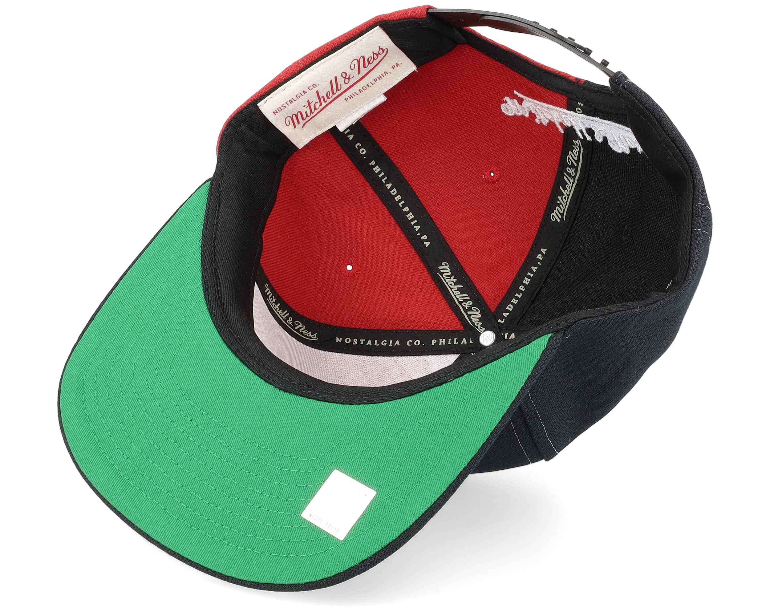 [HHSS4516-CBUYYPPPBLCK] MENS NBA CHICAGO BULLS SPLIT CROWN SNAPBACK