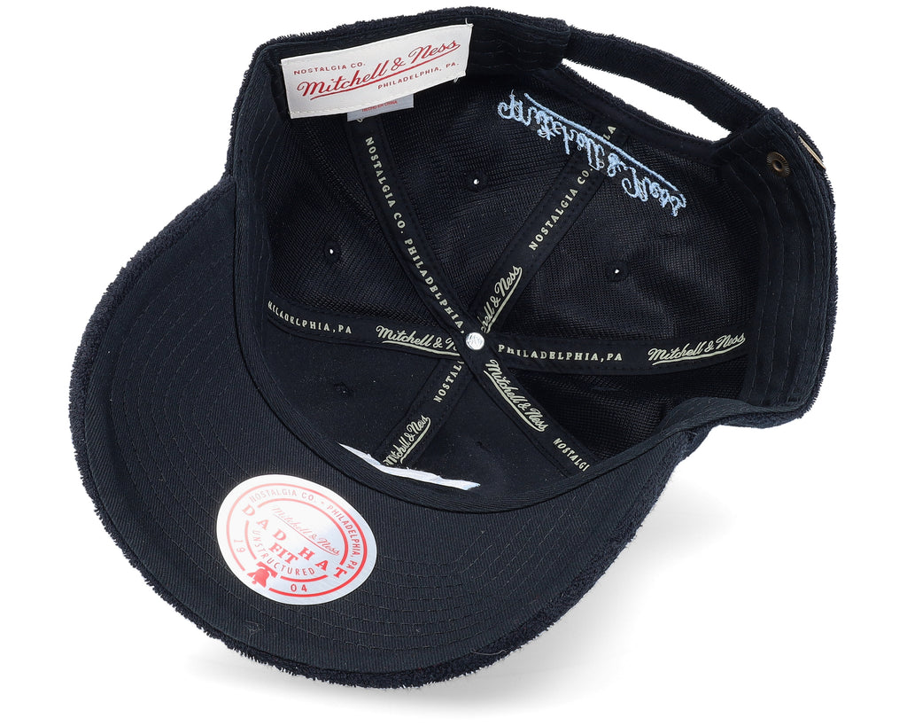 Mens Mitchell & Ness NCAA TERRY CLOTH STRAPBACK NORTH CAROLINA