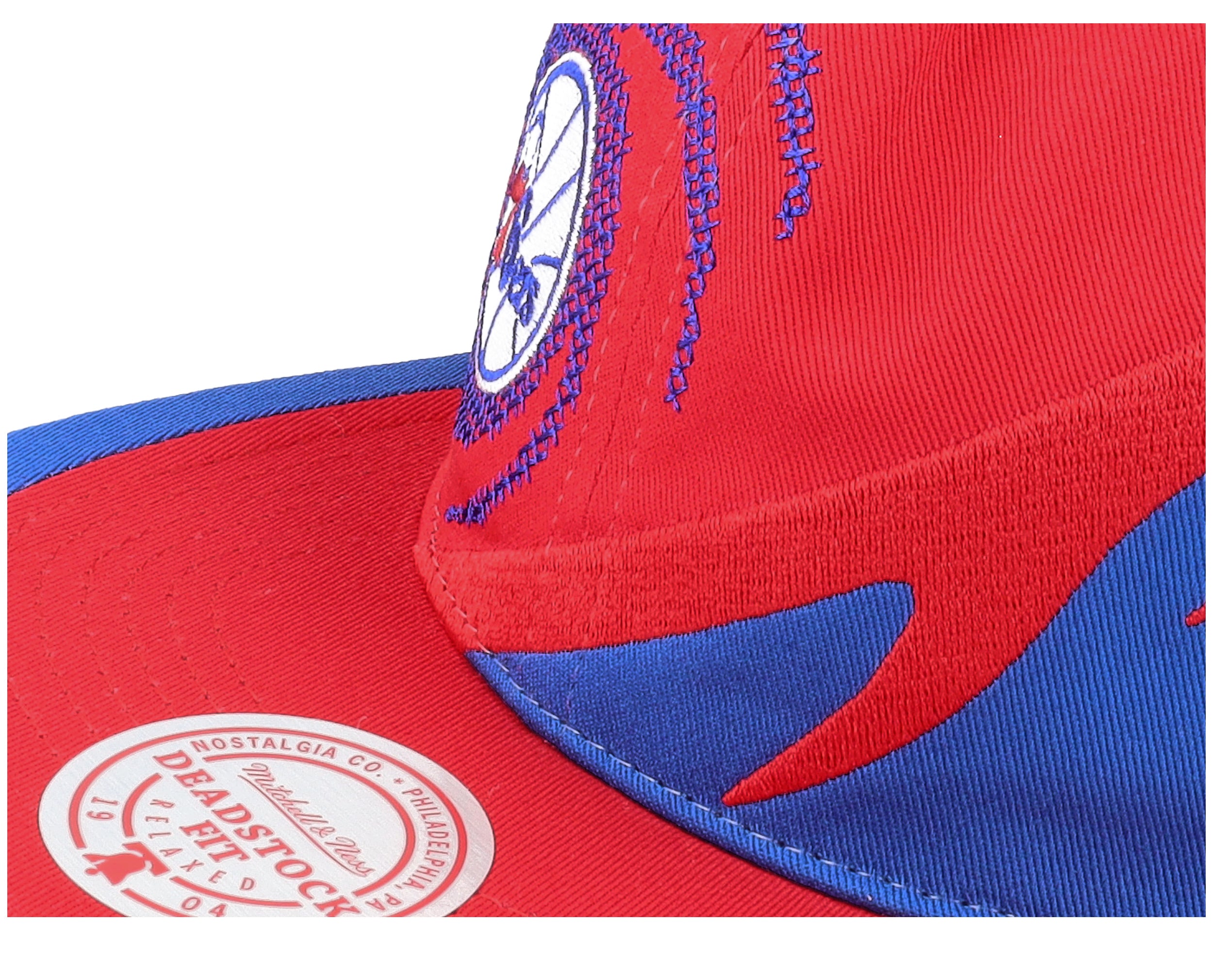 Mens Mitchell & Ness NBA SPIRAL DEADSTOCK SNAPBACK HWC 76ERS