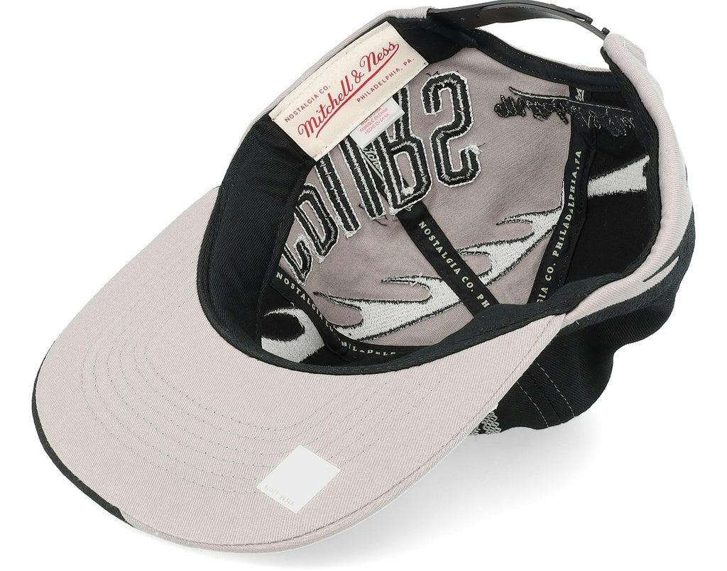 MENS MITCHELL & NESS NBA SPIRAL DEADSTOCK SNAPBACK HWC SPURS - BLACK