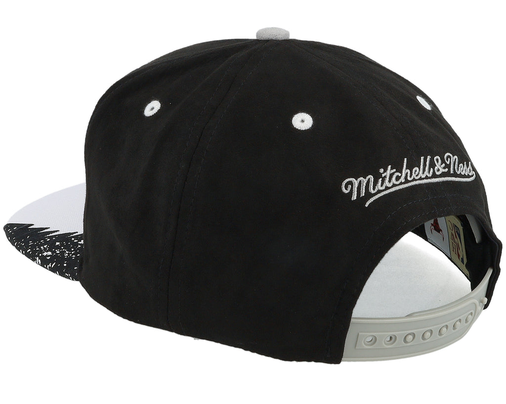 [HHSS1102-CBUYYPPPBKWH] MENS MITCHELL & NESS NBA DAY 5 SNAPBACK NBA BULLS