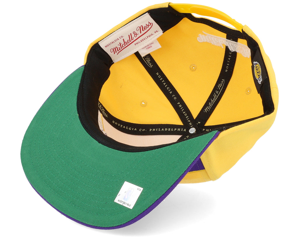 Mens Mitchell & Ness NBA HALF N HALF SNAPBACK LAKERS