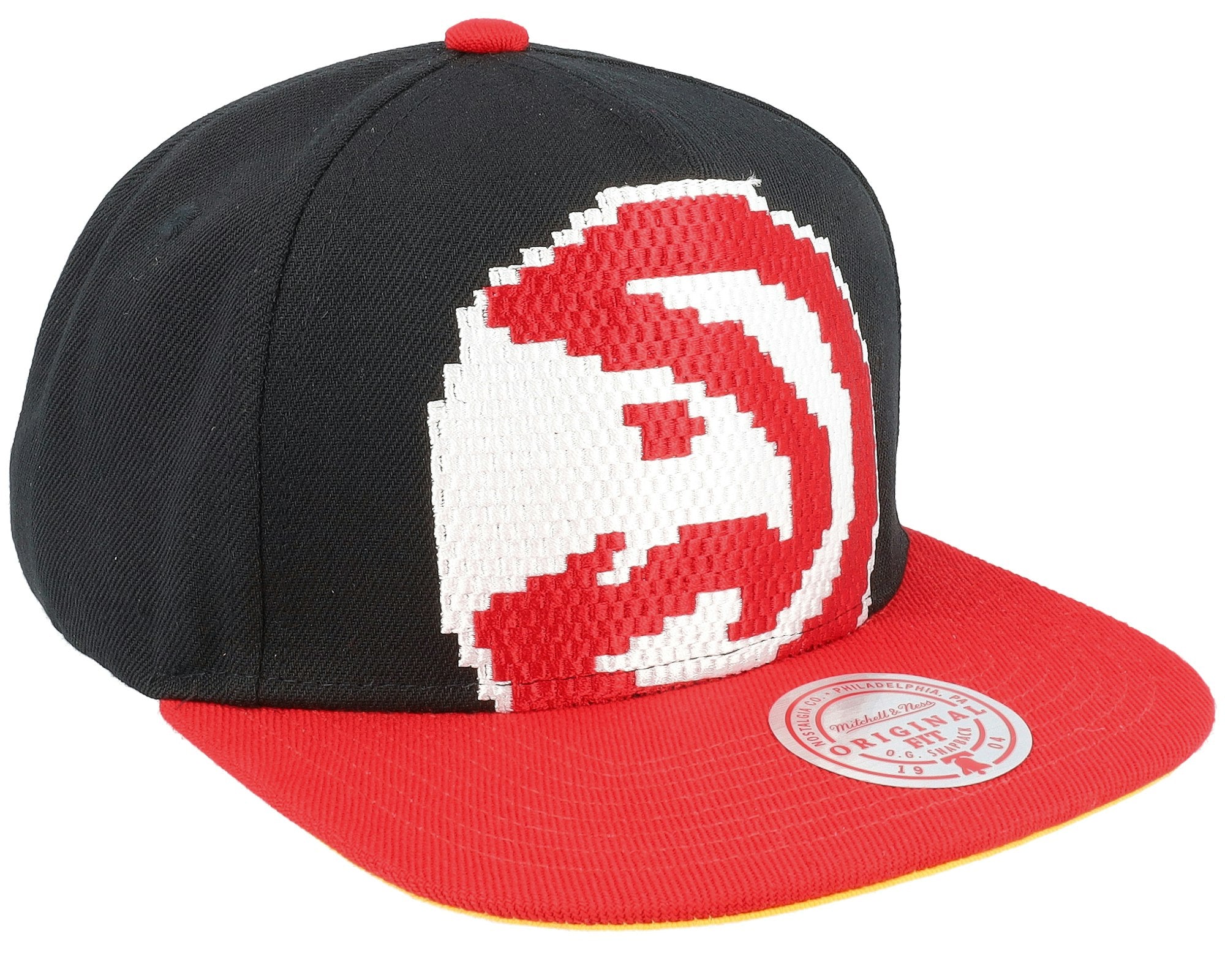 MENS MITCHELL & NESS NBA 8 BIT XL SNAPBACK HAWKS