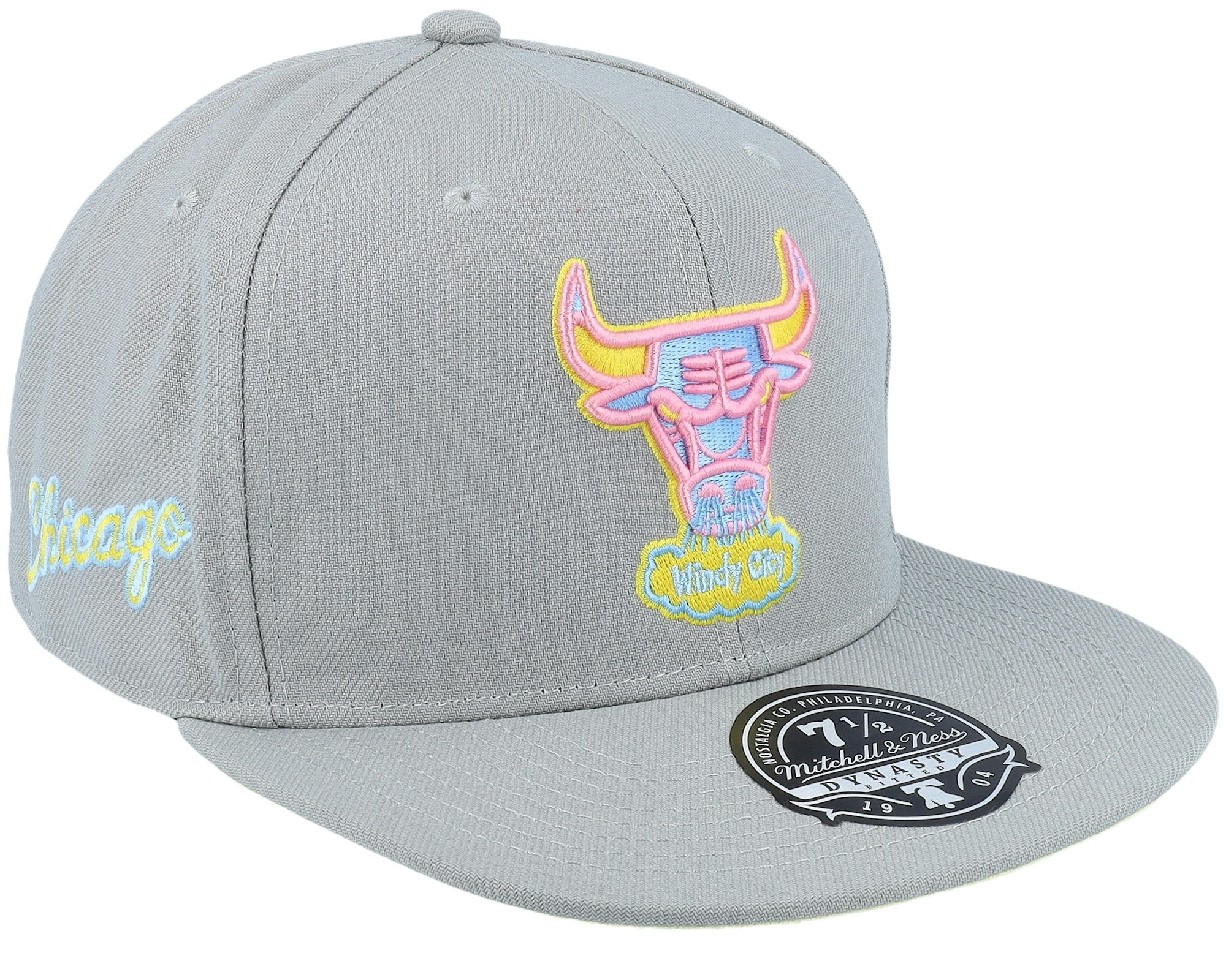 MENS MITCHELL & NESS NBA TIL DAWN FITTED HWC BULLS