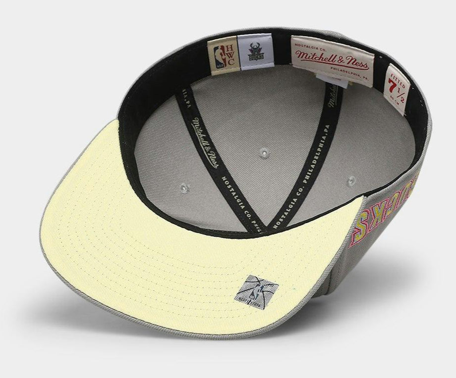 MENS MITCHELL & NESS NBA TIL DAWN FITTED HWC BUCKS