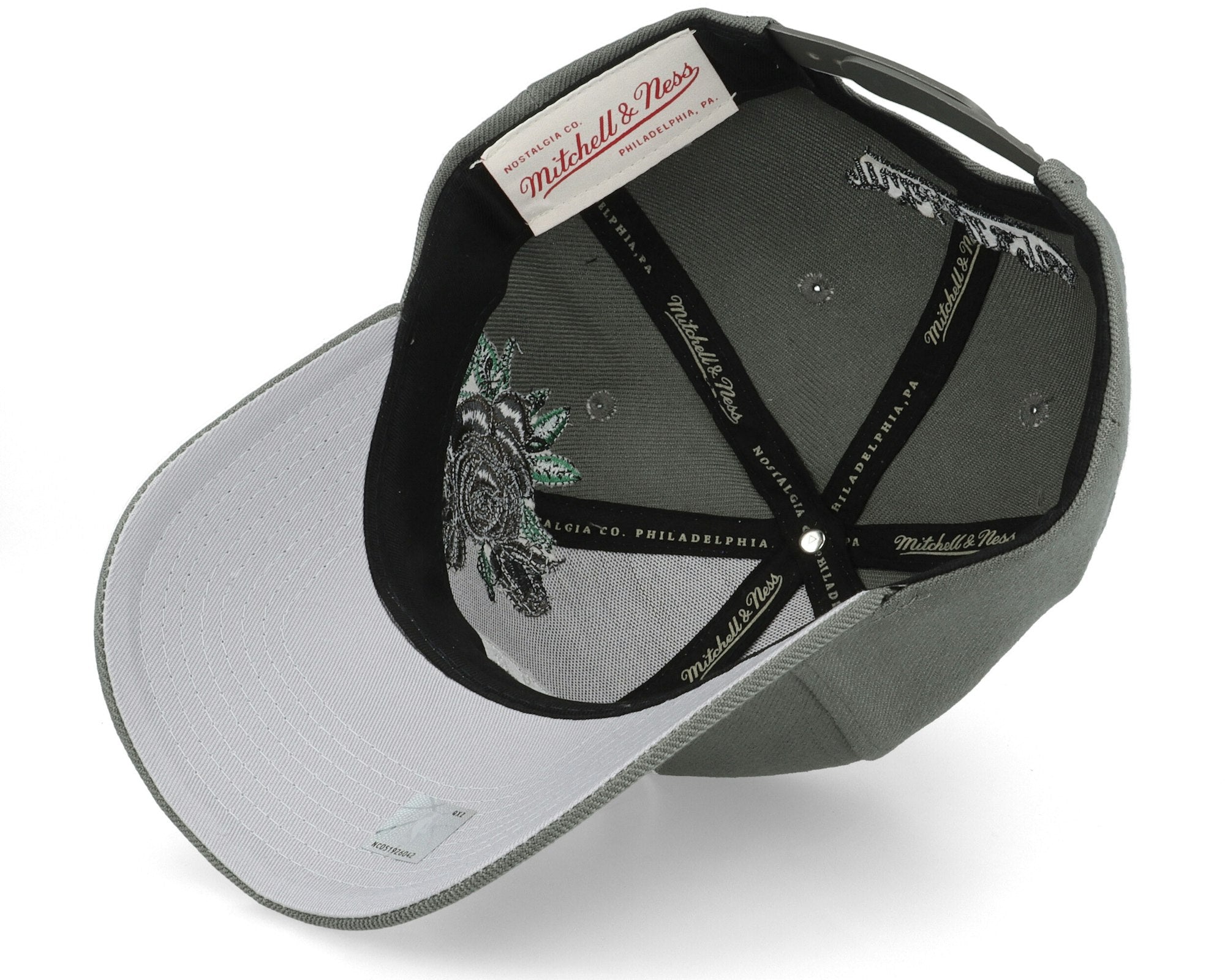 MENS MITCHELL & NESS NBA SECONDARY ROSES PRO SNAPBACK NETS - GREY