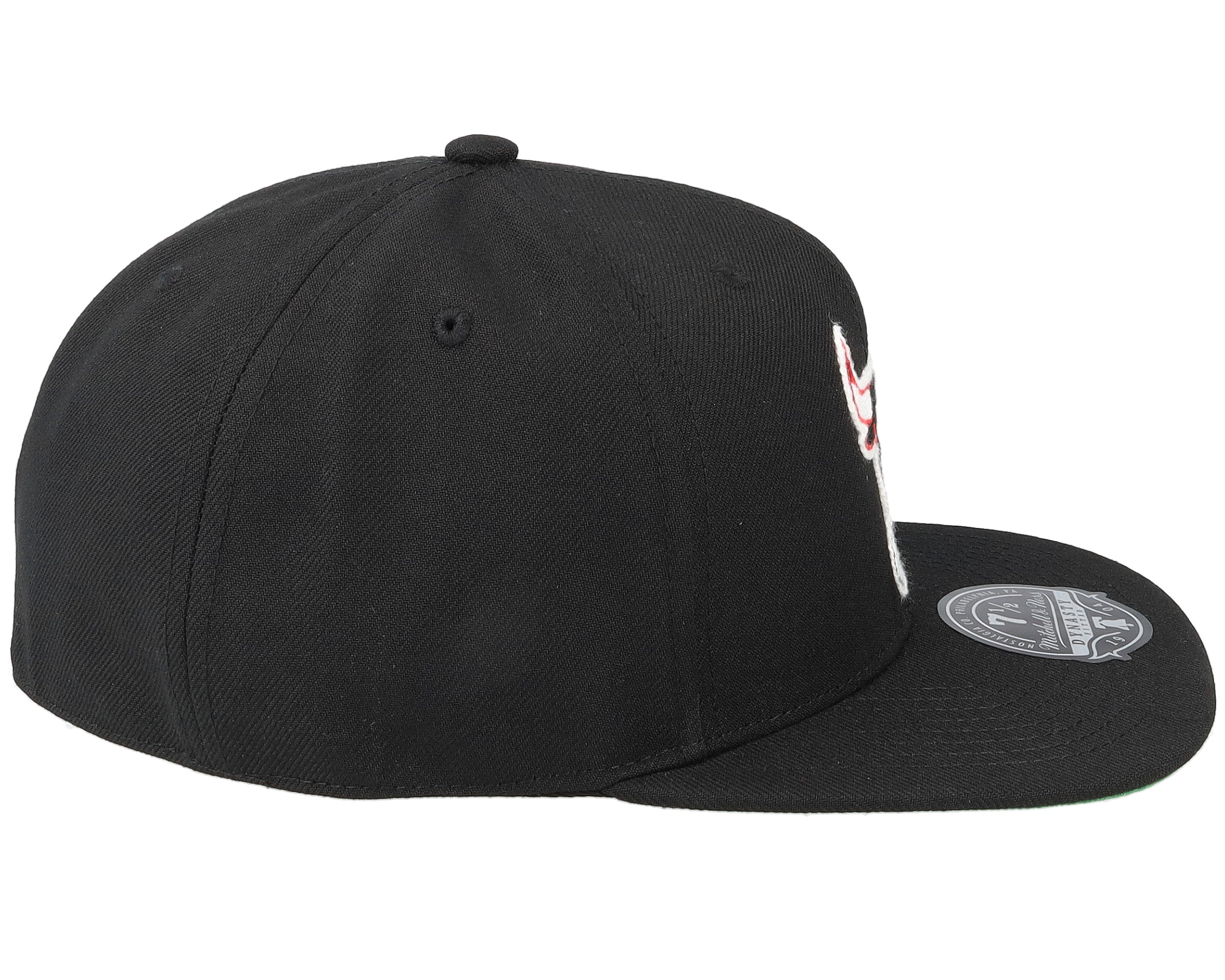 MENS MITCHELL & NESS NBA CHAINSTITCH FITTED HWC BULLS - BLACK