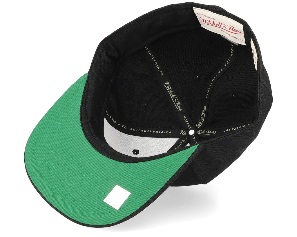 MENS MITCHELL & NESS NBA CHAINSTITCH FITTED HWC BULLS - BLACK