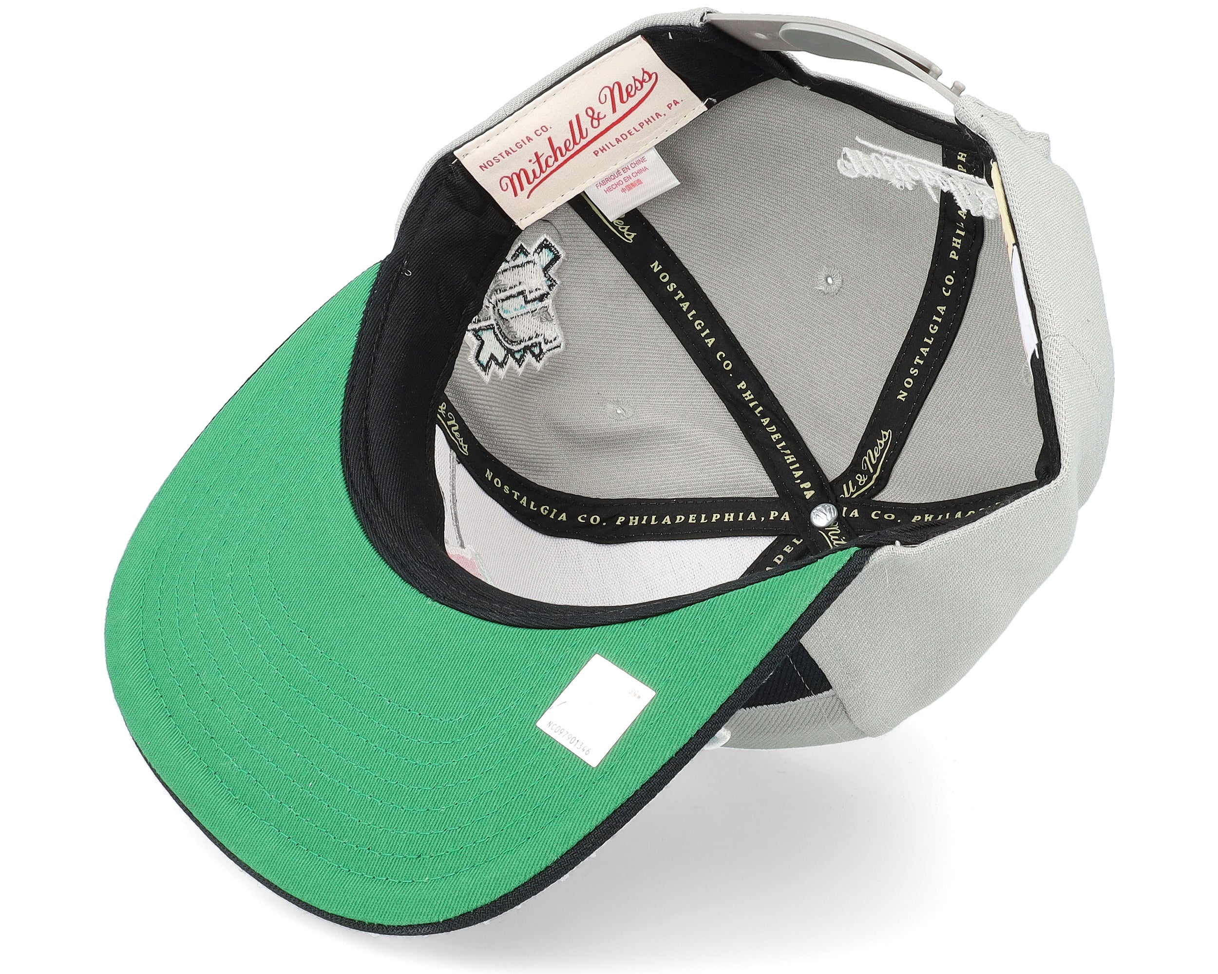 Mens Mitchell & Ness NBA HALF N HALF SNAPBACK HWC SPURS