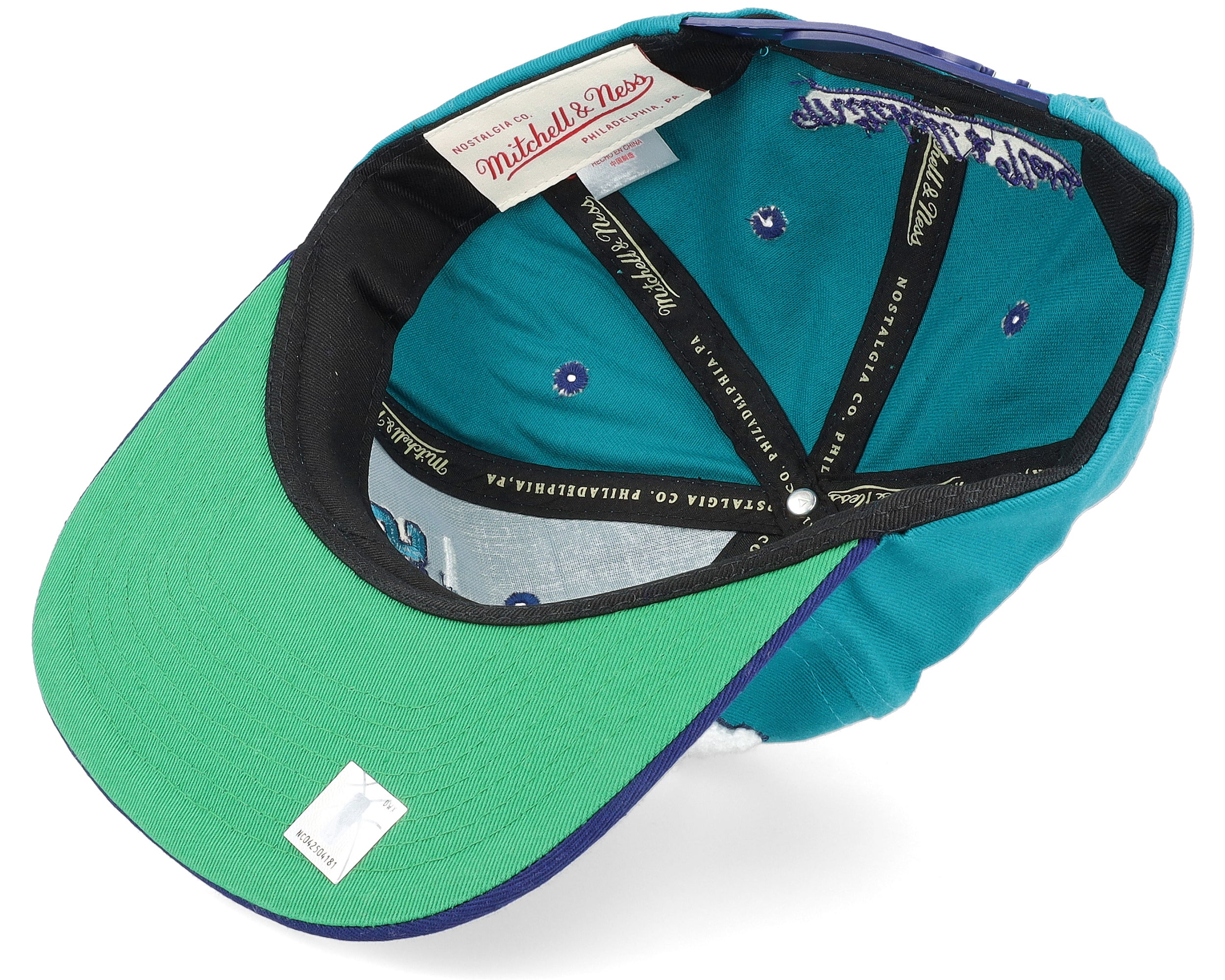 MENS MITCHELL & NESS NBA VARSITY LETTER SNAPBACK HWC HORNETS
