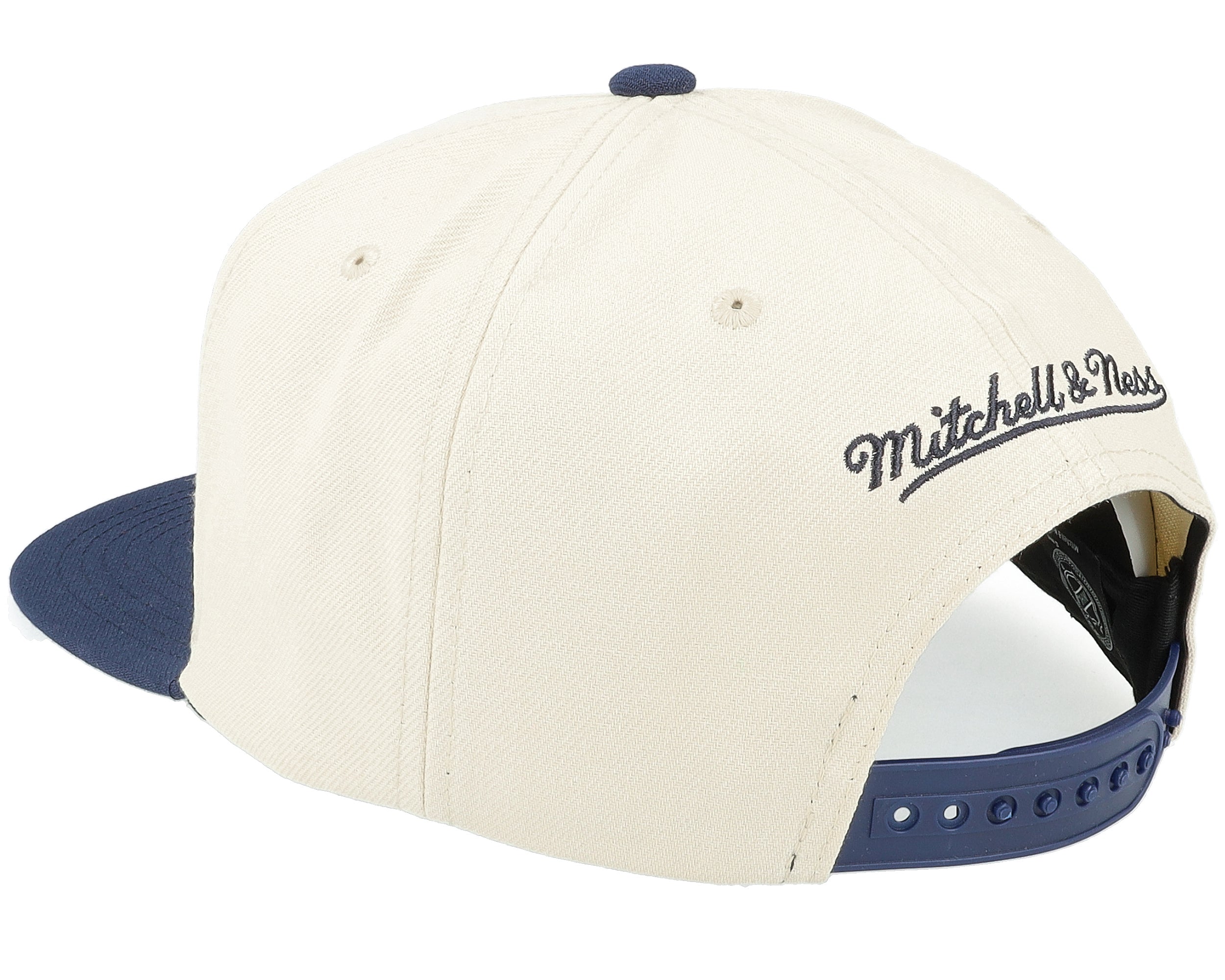 Mens Mitchell & Ness NHL VINTAGE OFF-WHITE SNAPBACK KRAKEN